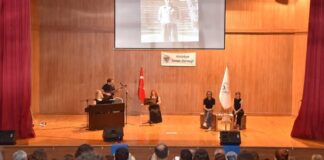 Arsuz’da ‘Nâzım Hi kmet’ rüzgârı esti!